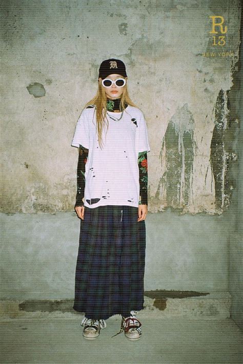 Pop-Punk Fashion: What It Is and How to Wear It | Who What Wear