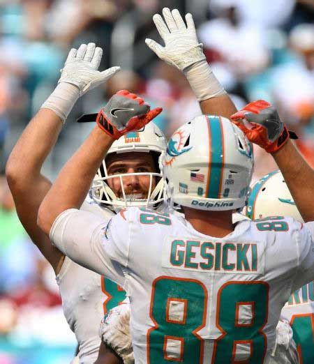 Miami Dolphins Roster & Lineup for 2022-2023 - OT Sports