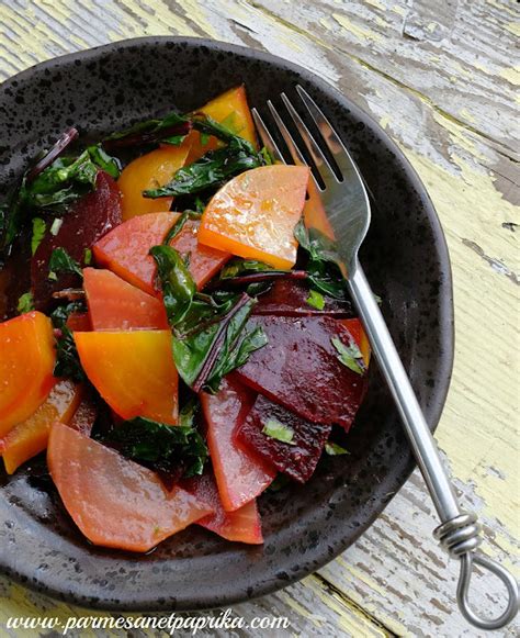 Parmesan Et Paprika Salade De Betteraves Avec Feuilles