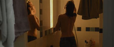 Naked Nolwenn Daste In Ailleurs Exactement