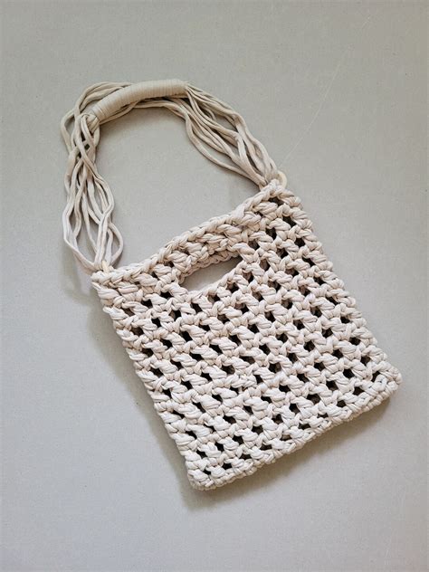 Crochet Shoulder Bag T-shirt Yarn Bags Minimalist Boho Bag - Etsy