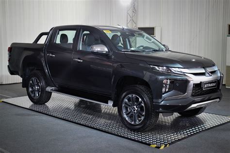 2022 Mitsubishi Strada