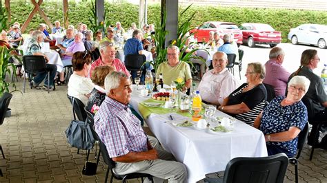 Landsenioren Aus Dem Kreis Treffen Sich Zum Sommerfest