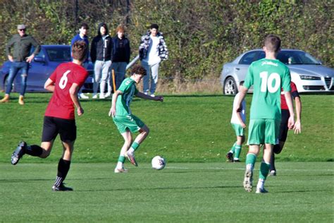 Yeovil Town Football Club REPORT Yeovil Town Under 18 S 2 2 BRS