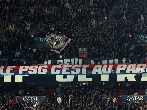 Psg Chants Homophobes Au Parc Des Princes Deux Des Meneurs