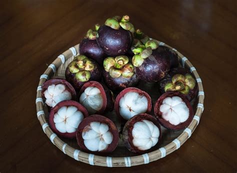 Frutas Da Safra De Dezembro Para Comprar E Incluir Na Ceia De Natal