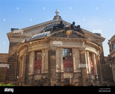 Hochschule Fuer Bildende Kuenste Dresden Hi Res Stock Photography And