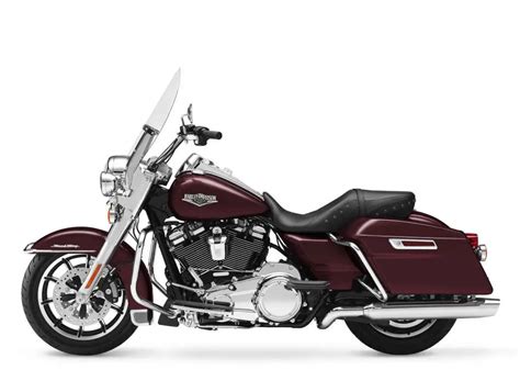 2018 Harley-Davidson Road King Review | Total Motorcycle