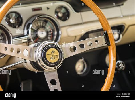 Shelby cobra interior hi-res stock photography and images - Alamy