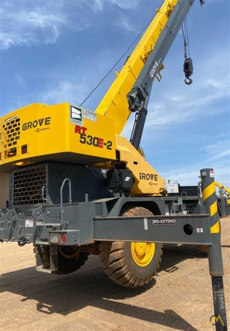 Grove RT530E 2 30 Ton Rough Terrain Crane For Sale Hoists Material