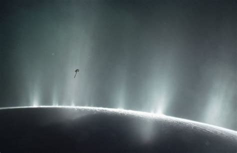 BREAKING: Complex Organic Molecules Discovered on Enceladus For The First Time - Different Impulse