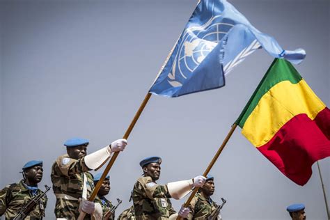 Mali La France Monte Au Créneau Suite à La Décision Exigeant Le