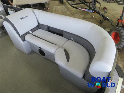 New 2024 Bentley Pontoons Legacy 220 Navigator Quad Lounge Pontoon And Honda 4 55011 East Bethel