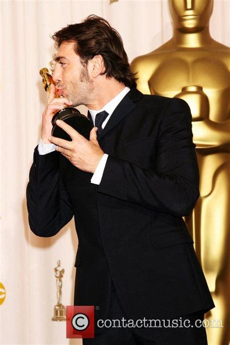 Picture - Javier Bardem at The Oscars 2008 Academy Of Motion Pictures ...