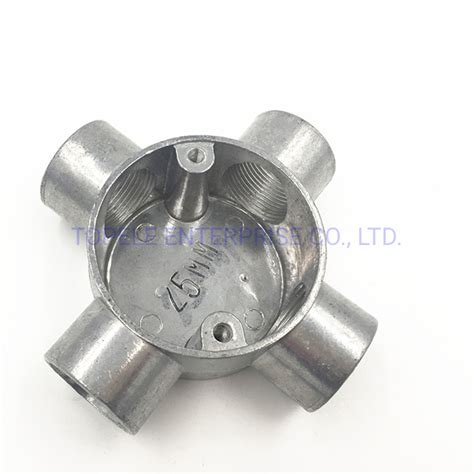 Hot Sell Bs Conduit Aluminum Fitting Circular Box Cross Four Way