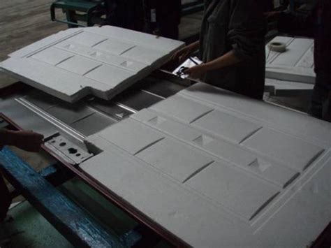 Как утеплить входную дверь | Строительный портал