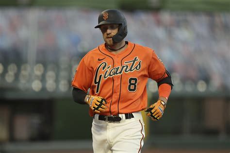 Outfielder Hunter Pence announces retirement after 14 years