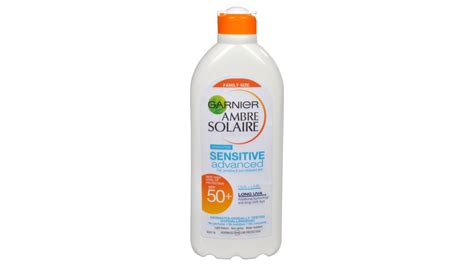 Mléko na opalování OF 50 Sensitive Advanced Ambre Solaire Garnier levně