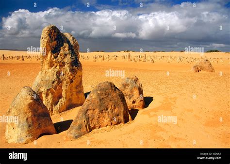 nambung national park Stock Photo - Alamy