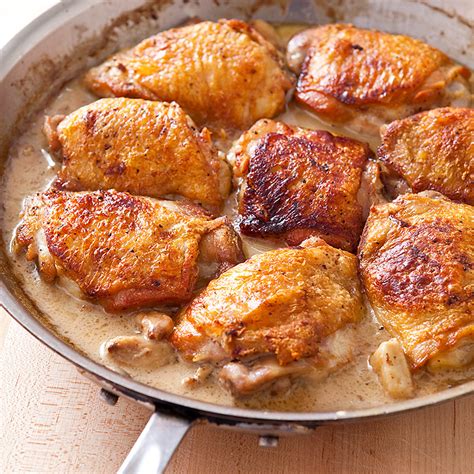 Chicken With Cloves Of Garlic