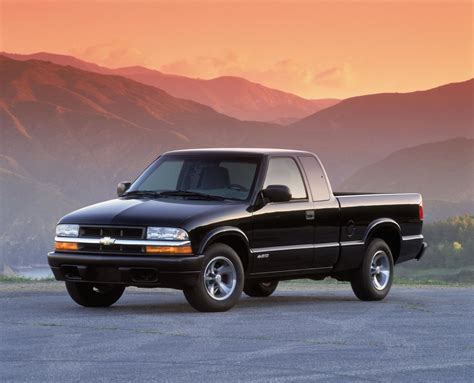 2002 Chevrolet S10 Image. Photo 4 of 15