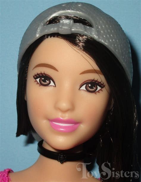 2017 2018 Barbie Fashionistas 101 Hot Mesh FRY81 Toy Sisters