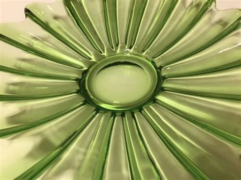 Vintage S Federal Glass Celestial Limelight Green Glass Sunflower