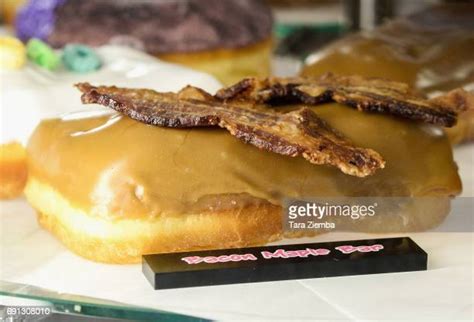 Maple Bar Doughnut Photos and Premium High Res Pictures - Getty Images