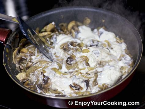 Rabbit Stew with Mushrooms and Sour Cream | Recipe | My Homemade Food ...