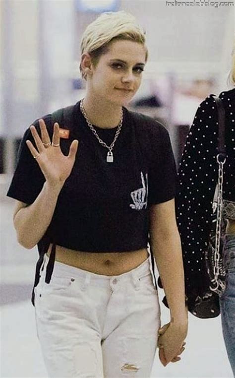 Kristen Stewart Street Candids 1 16 Hot Midriff Paparazzi Photo Starcelebblog