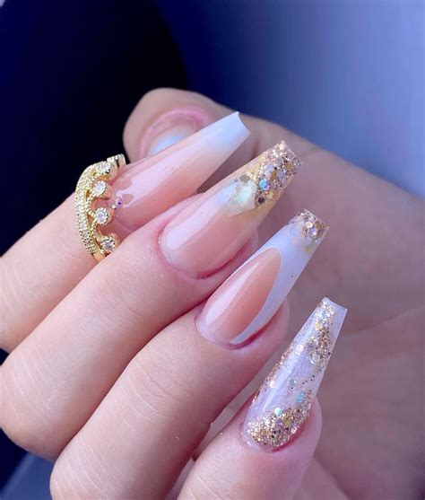 Unhas De Gel 2024 Tendências - Inspirações de Unhas: Tendências de 2024 | Gel nails, Oval nails ...