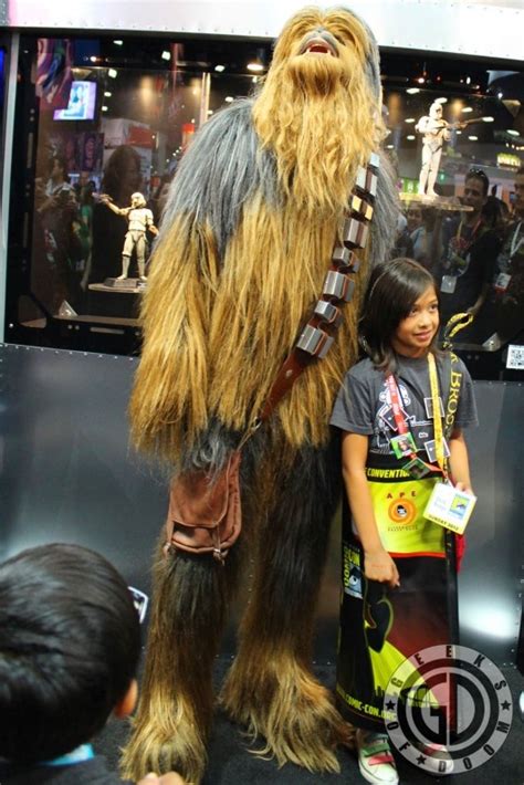 SDCC 2012: Cosplay Round-Up: Impressive Chewbacca Wookie costume ...