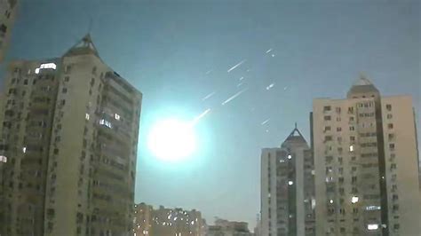 13 6 2023 Unknown Giants Fireball In China Sky A Similar Meteor Appeared In Beijing Youtube