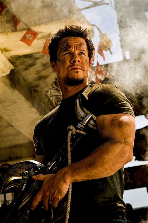 Mark Wahlberg Stars In Three New 'Transformers: Age Of Extinction ...