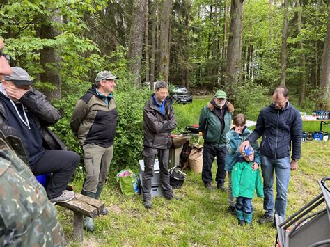 Gemütliches Anangeln Am Kirmesteich Angler Und Naturfreunde Unterpörlitz E V