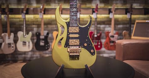 Steve Vais New Signature Model The Ibanez Pia Is Here Swee Lee Blog