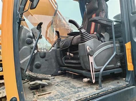 South Korea 22 Ton Hyundai 220 Excavator R220lc 9s Hyundai R220