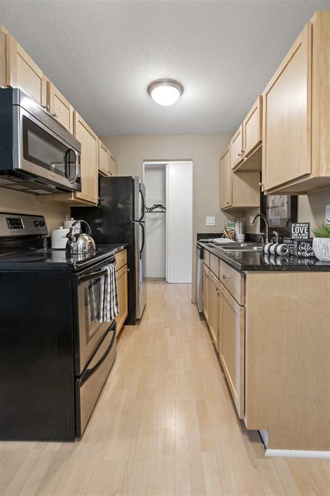 Luxury housing will soon rise above the Second Street Station 36