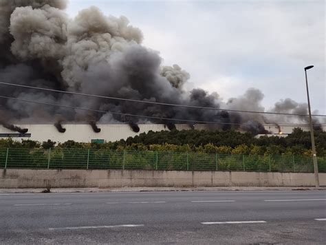 Incendio Al Tmb Malagrotta Protezione Civile Chiudete Le Finestre