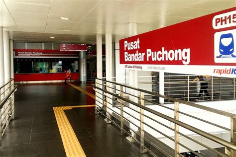 Pusat Bandar Puchong Lrt Station Near Lotuss Tesco Puchong