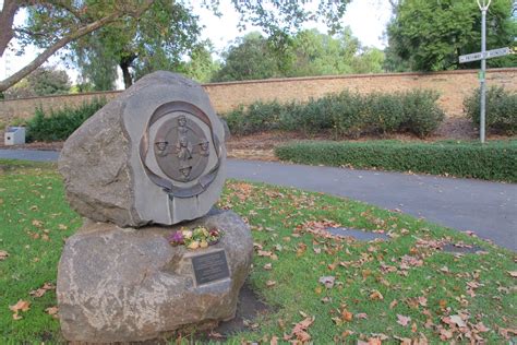 Pathway of Honour - History Hub