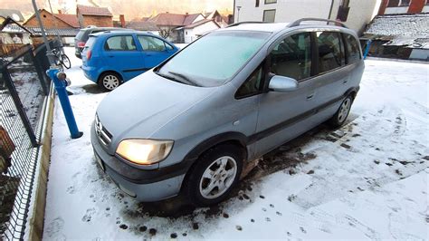 Opel Zafira Cold Start At C Youtube