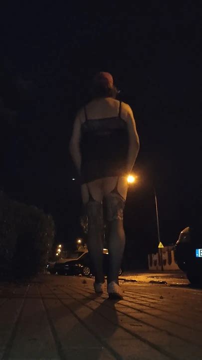 Another One Public By Night Gay Amateur Amateur Porn Feat Niki79 XHamster