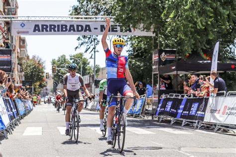 Roger Pareta Guanya La 42a Cursa Ciclista Del Llobregat Sant Boi Diari