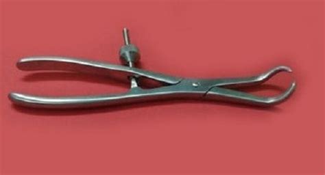 Steel Patella Bone Holding Three Prong Orthopedic Surgical Forceps