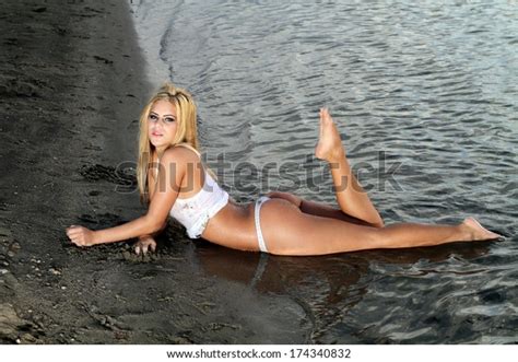 Sexy Girl Bikini Posing Sunseterotic Photo Stock Photo