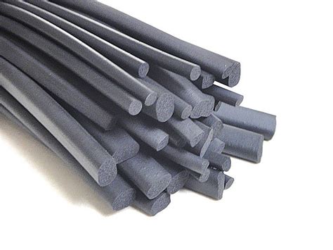 Durometer Car Epdm Rubber Seal Extrusions 70 With Antifreeze Surface