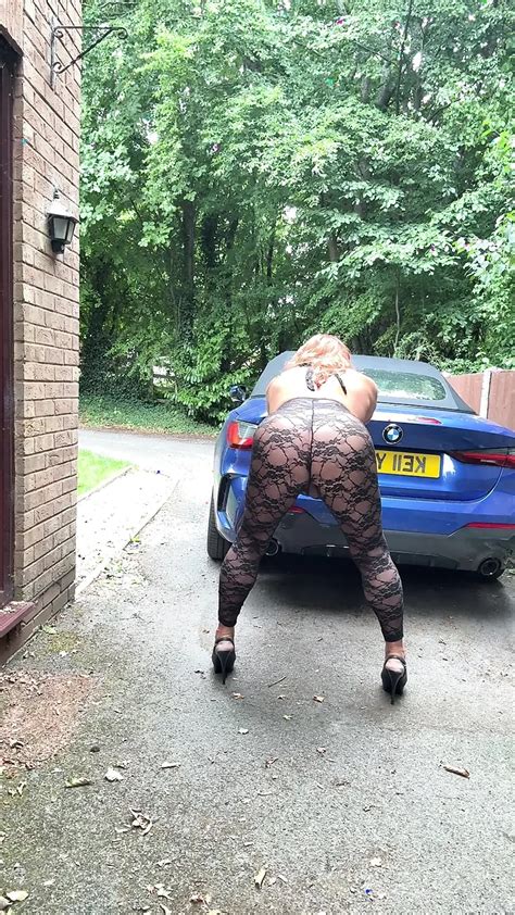 Sexy Crossdresser Kellycd2022 In Gold Stretchy Catsuit And Heels Shemale Porn XHamster