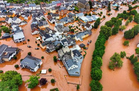 Hochwasserkatastrophe Trifft Auch Viele Unternehmen Hart