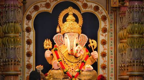 Dagdusheth Ganpati Status Dagadusheth Halwai Ganapati Status Dagdusheth